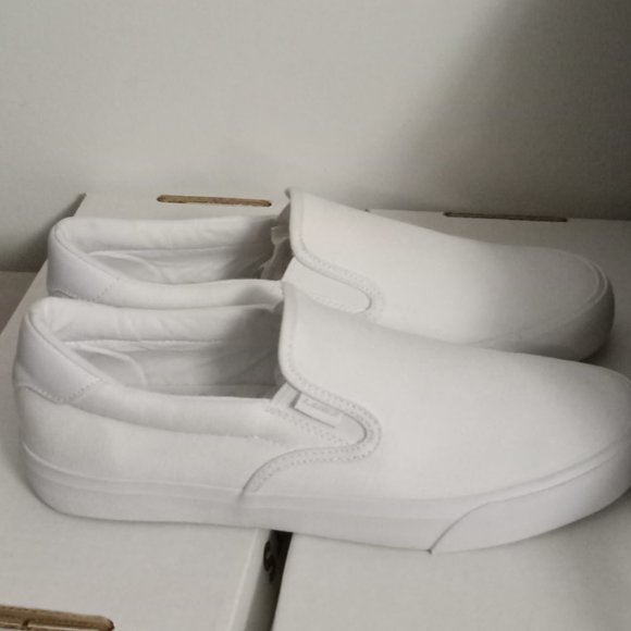 LUGZ Women's White Clipper Shoes casual skate deck slip on loafers NEW NWOT sz 9 - Picture 1 of 5